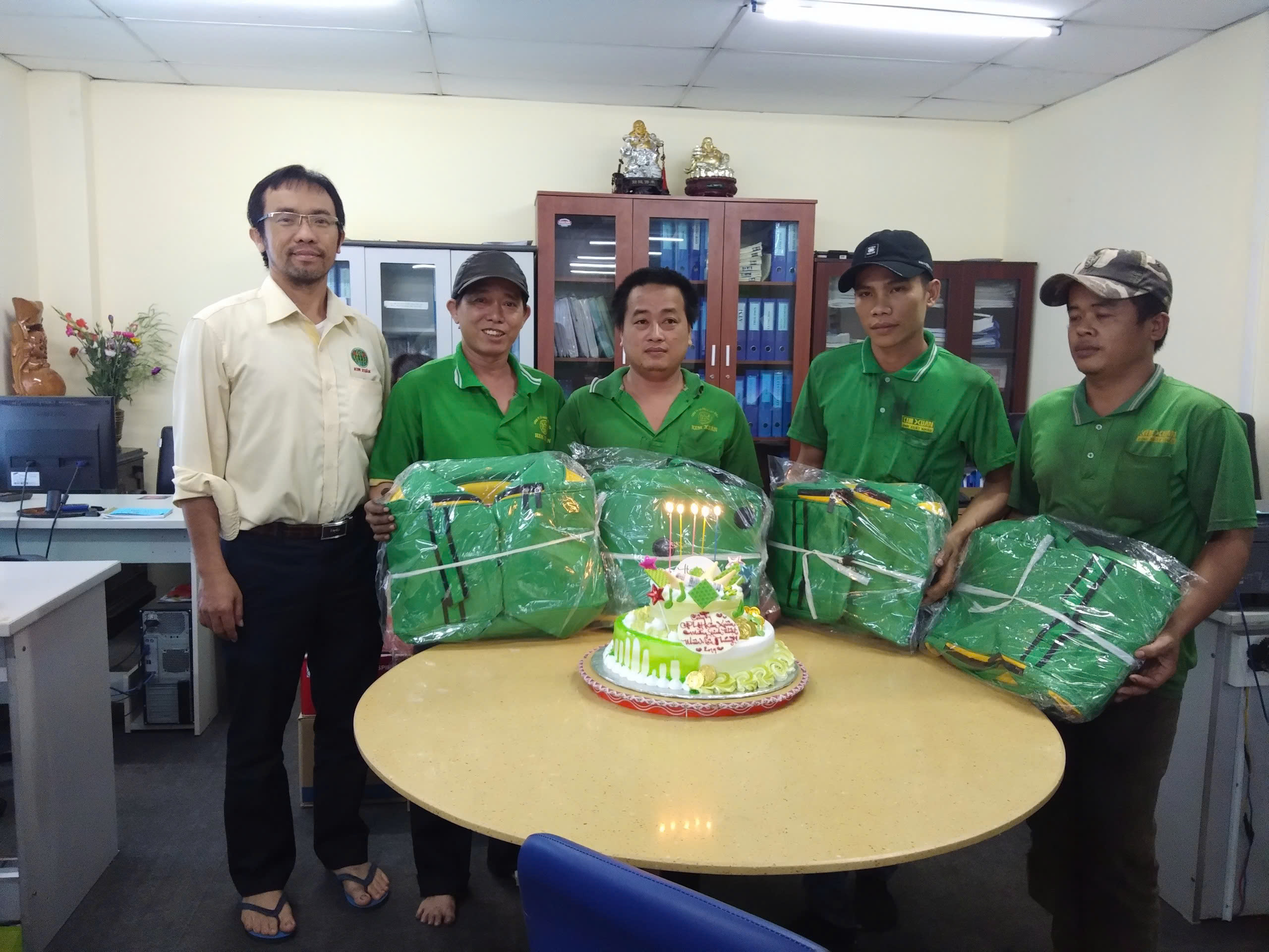 Sinh nhật nhân viên Công ty cổ phần liên hiệp Kim Xuân